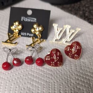 Source Unknown Red and Gold Earring Collection